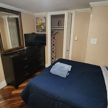 One Bedroom Few Blocks From The Beach And Tropicana Casino Atlantic City Exterior photo