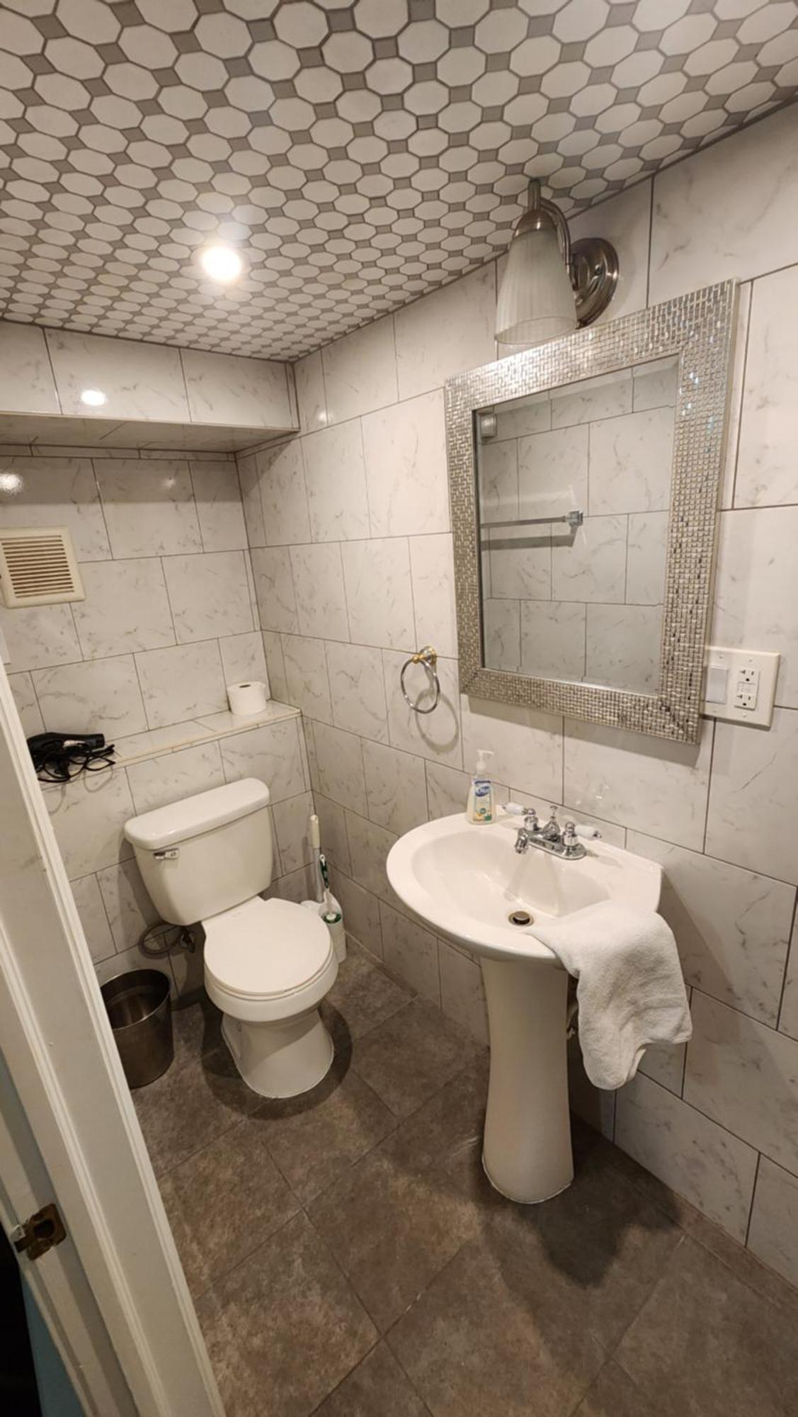 One Bedroom Few Blocks From The Beach And Tropicana Casino Atlantic City Exterior photo