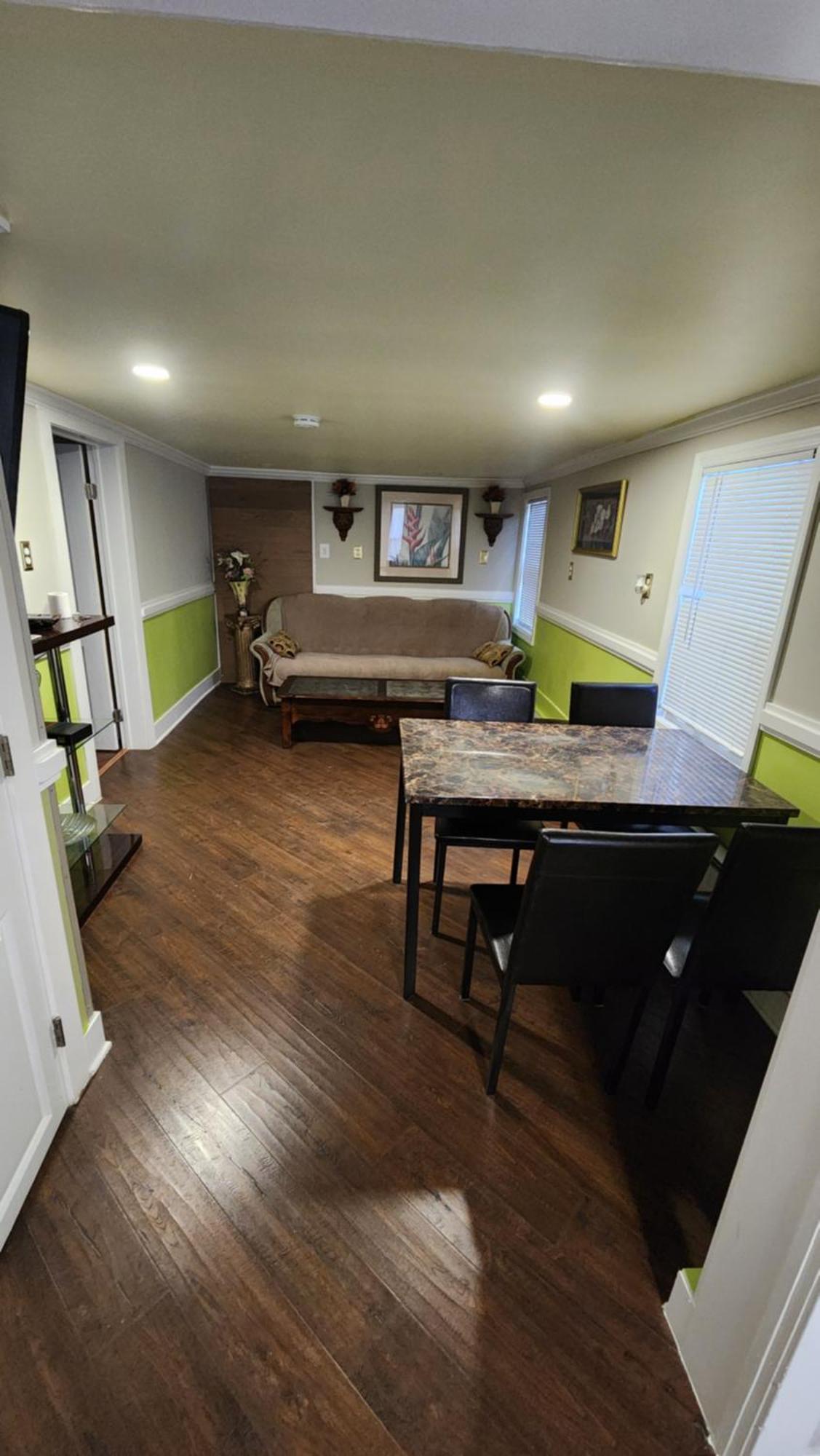 One Bedroom Few Blocks From The Beach And Tropicana Casino Atlantic City Exterior photo